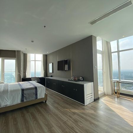 Diamond Stars Ben Tre Hotel מראה חיצוני תמונה A bedroom at the hotel