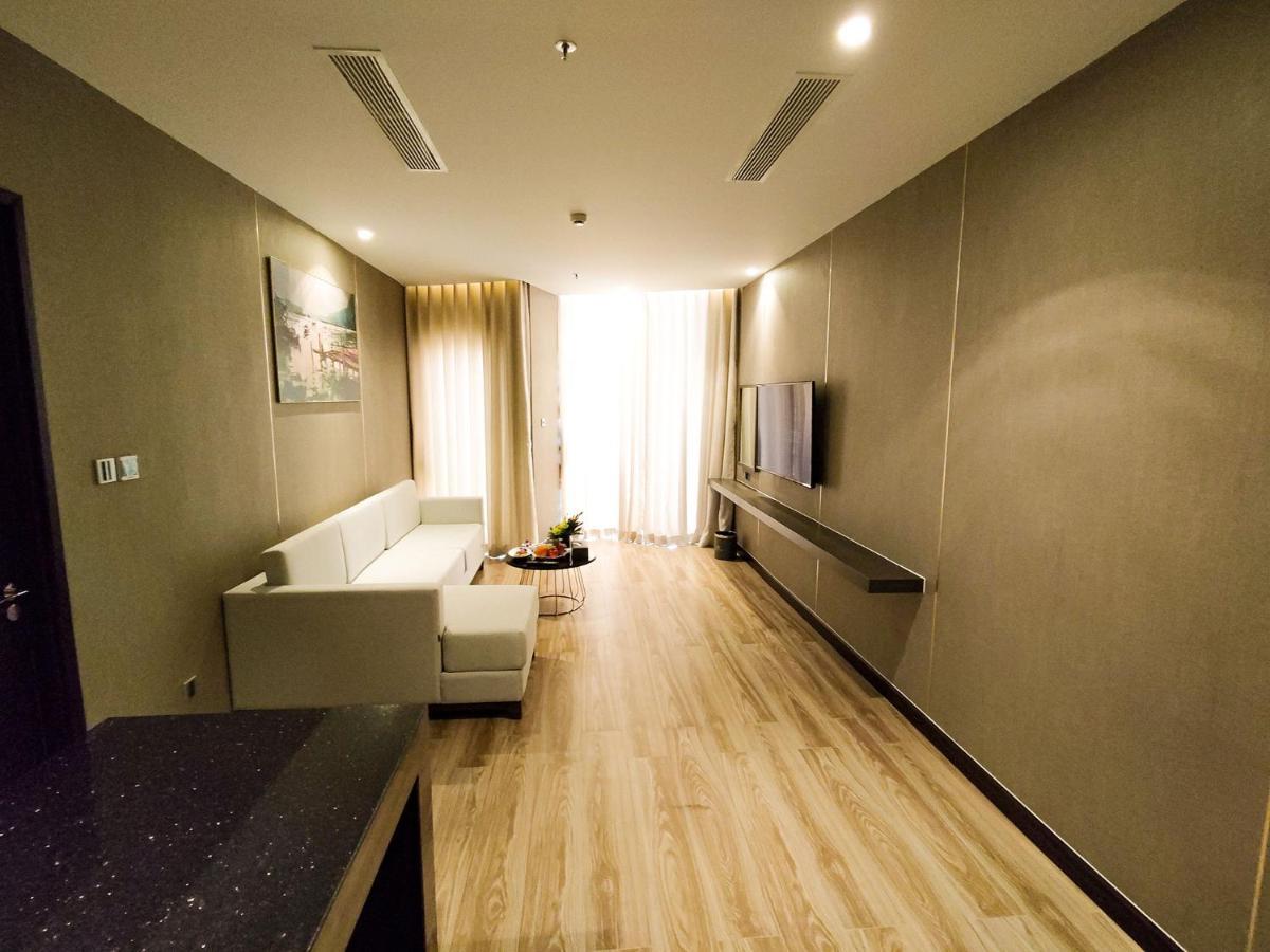 Diamond Stars Ben Tre Hotel מראה חיצוני תמונה A living room in a serviced apartment in Beijing, China